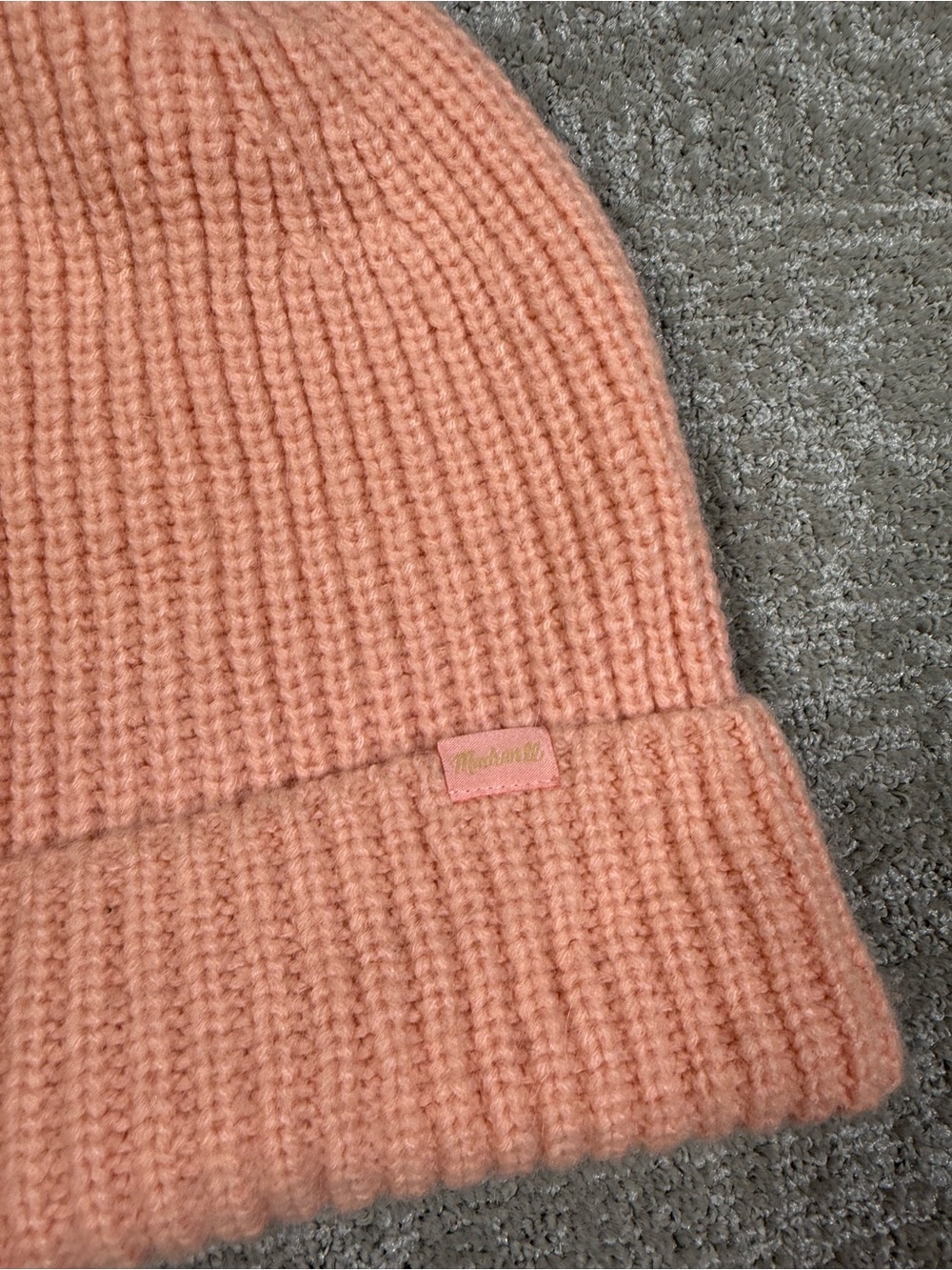 Madewell Ribbed Peachy Alpaca Blend Beanie Hat OS - Picture 2 of 5